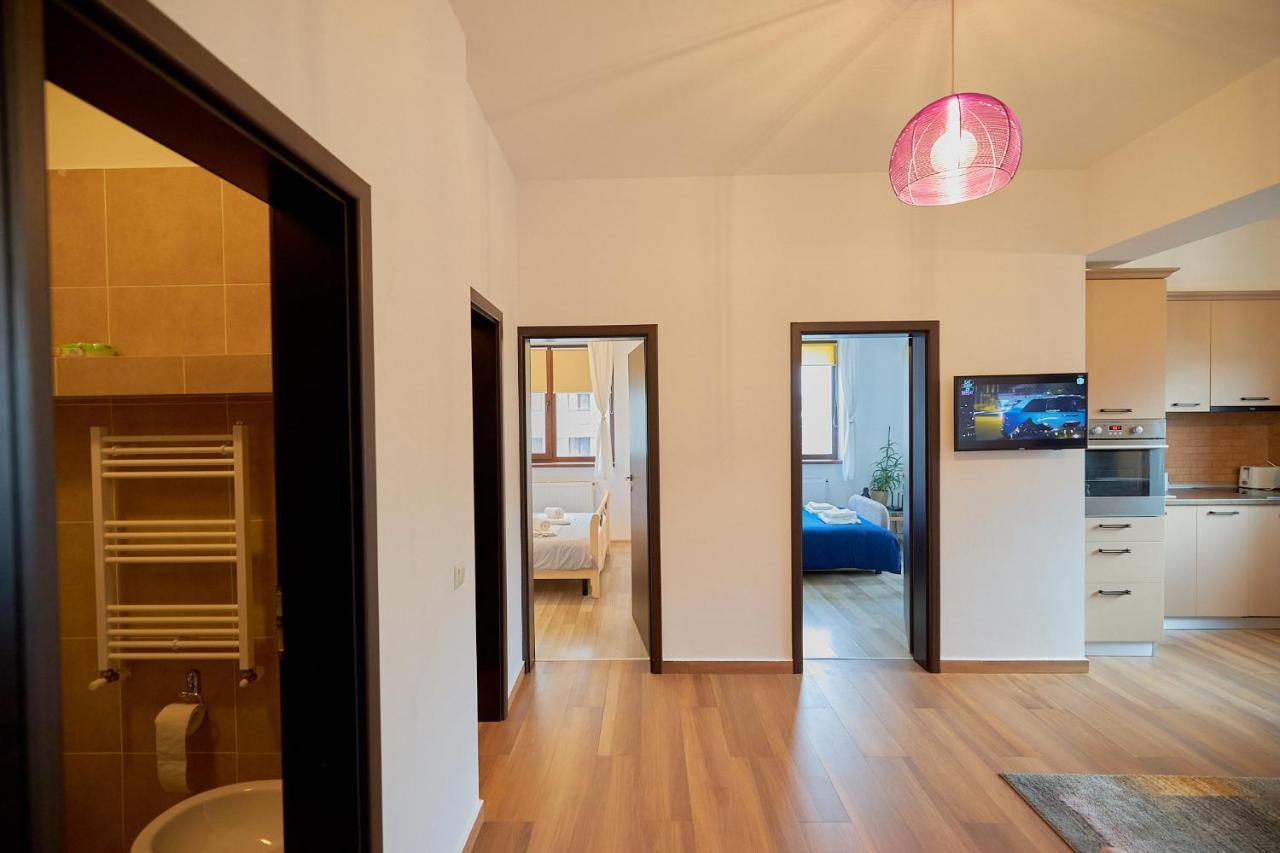 Cozy 3 Bedroom Apartments In Centre Of Iasi Palas Mall Екстер'єр фото