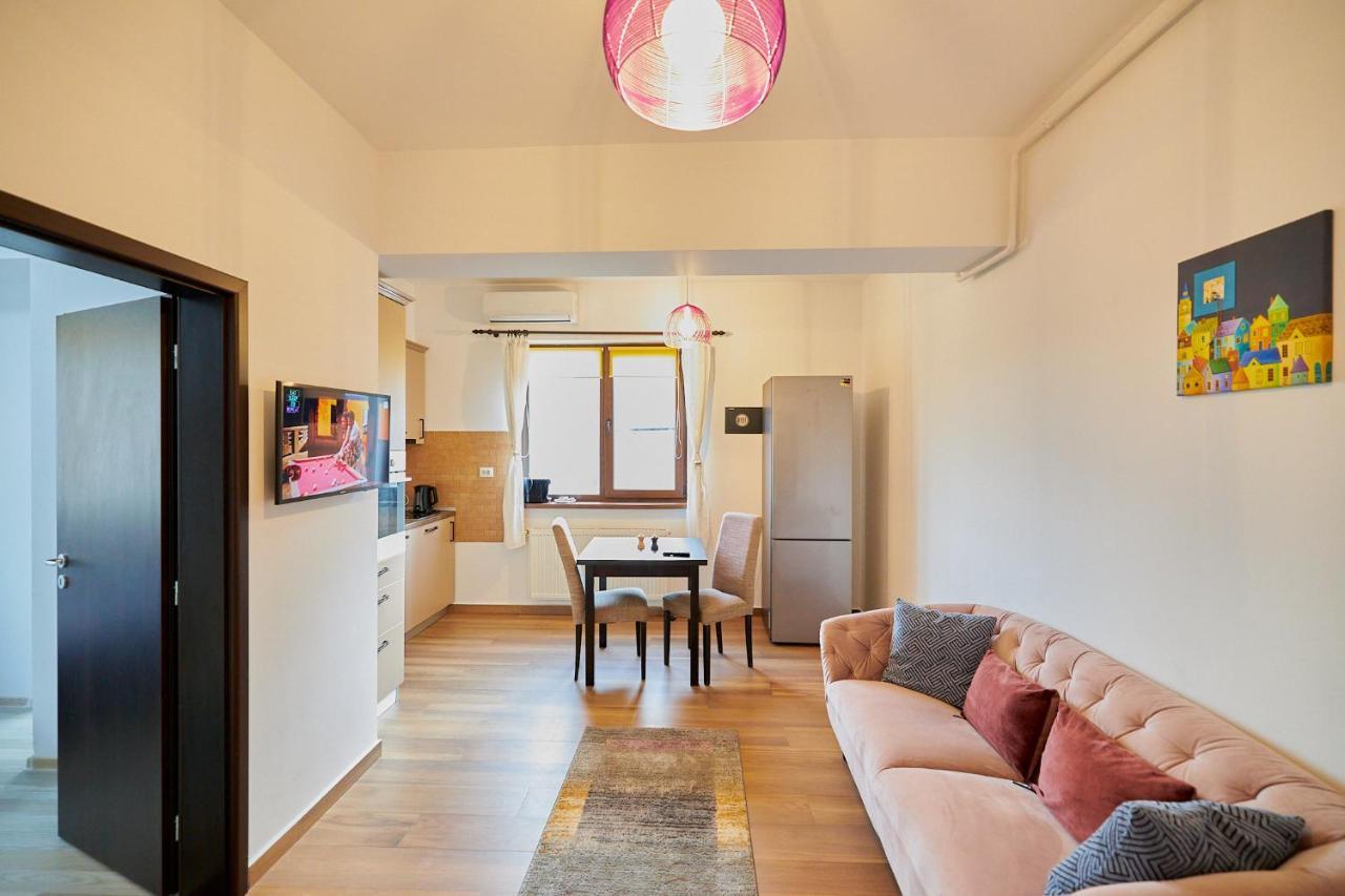 Cozy 3 Bedroom Apartments In Centre Of Iasi Palas Mall Екстер'єр фото